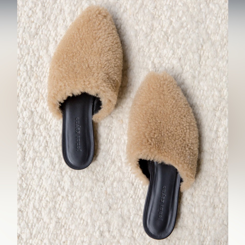 NWT! JENNI KAYNE Shearling Mule in Natural - 37